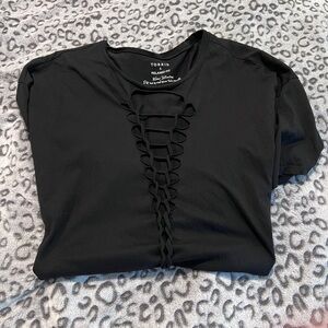 Torrid 5x Black Lattice Cross Women's Top Short Sleeve NWOT